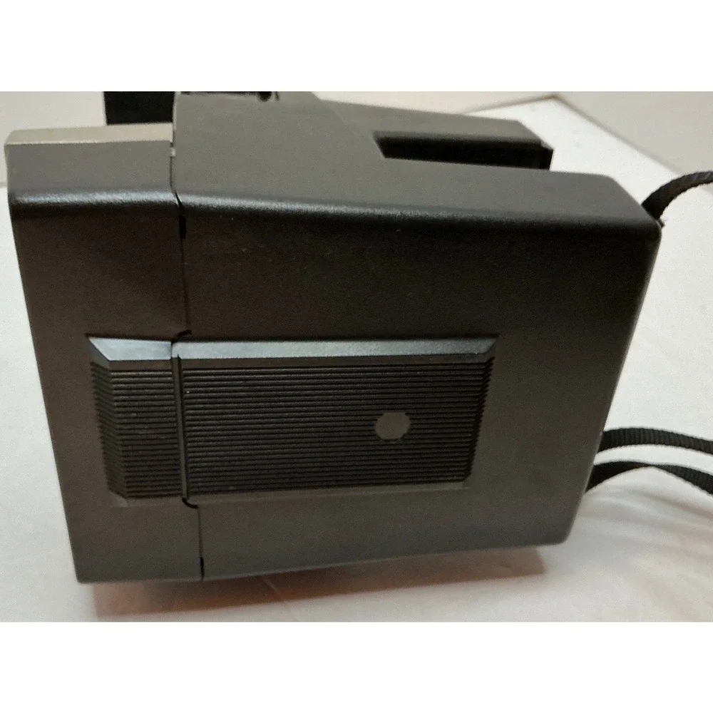 Polaroid Vintage Sun 600 LMS Instant‎ Film Camera Light Management System Black